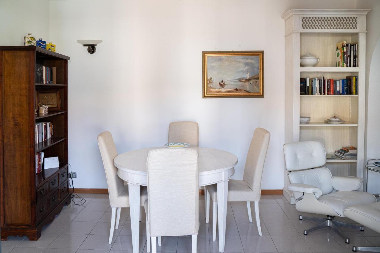 Elegant Apartment In Residence With Pool Acireale Buitenkant foto